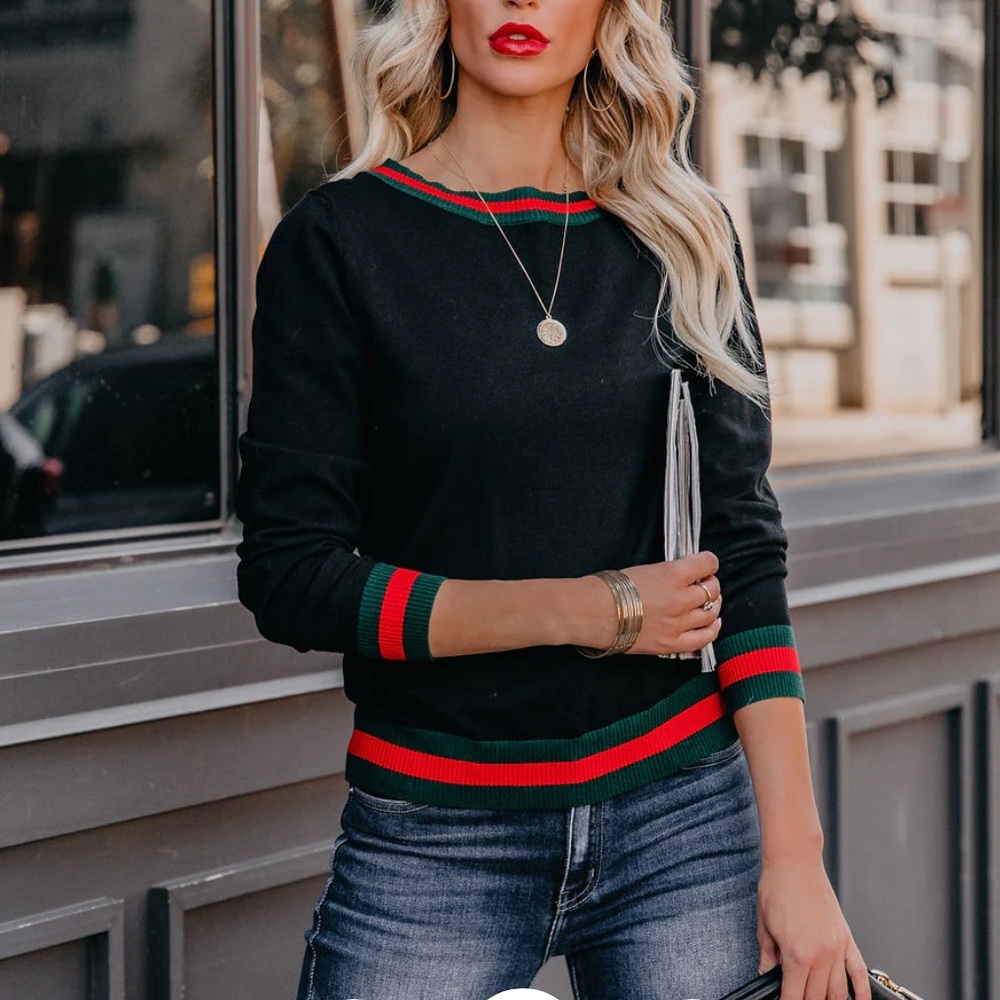 NWT Vici contrast sweater,  XL